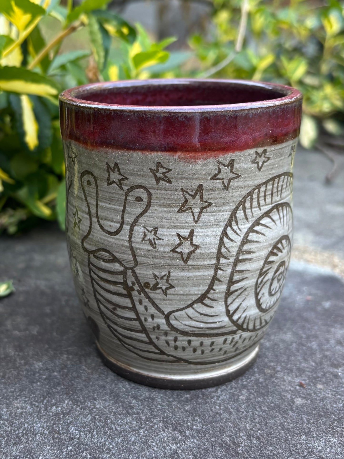 Handleless Red Carved Snail Cup 12oz