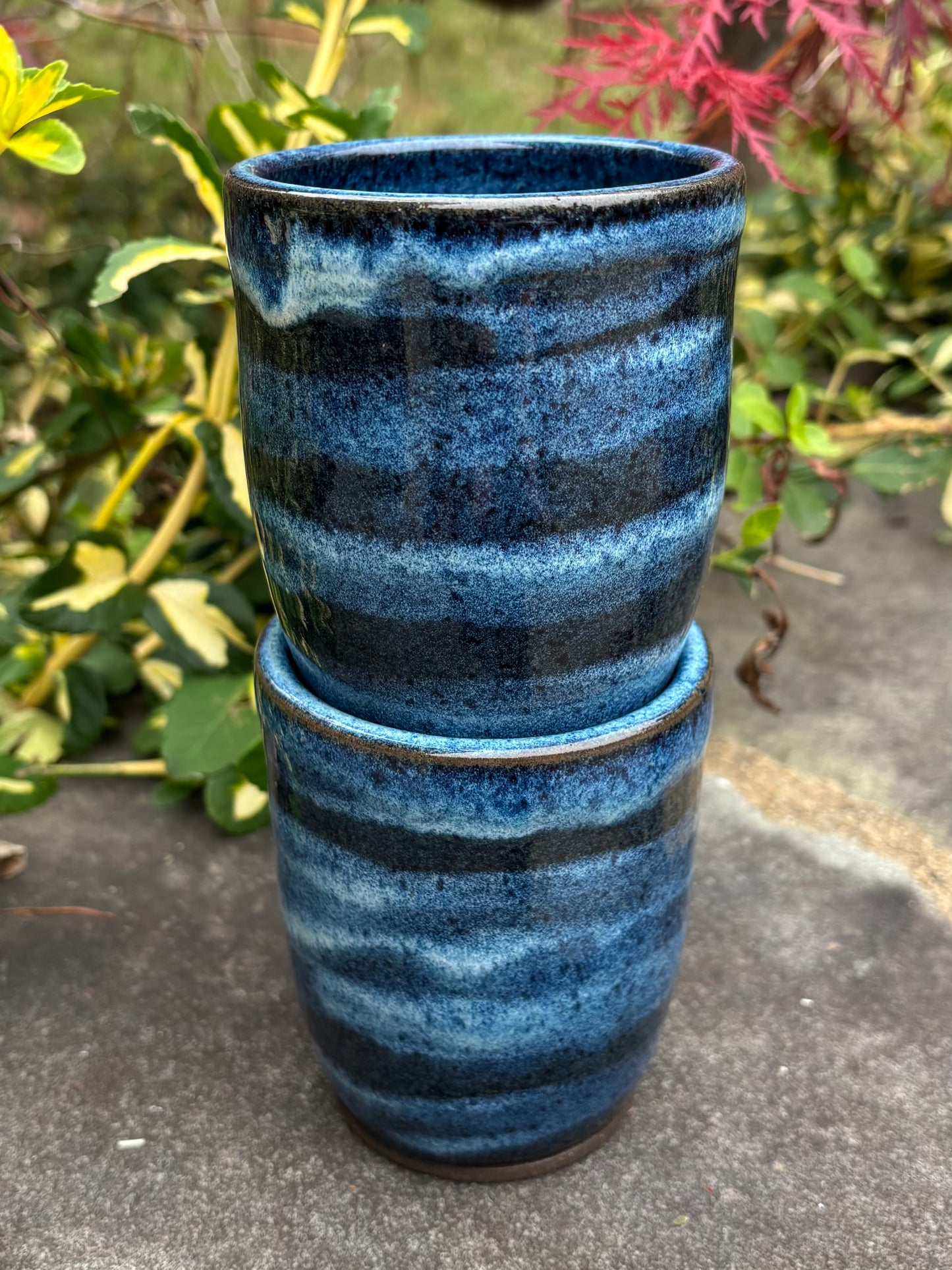 Handleless Striped Blue Cup 10oz