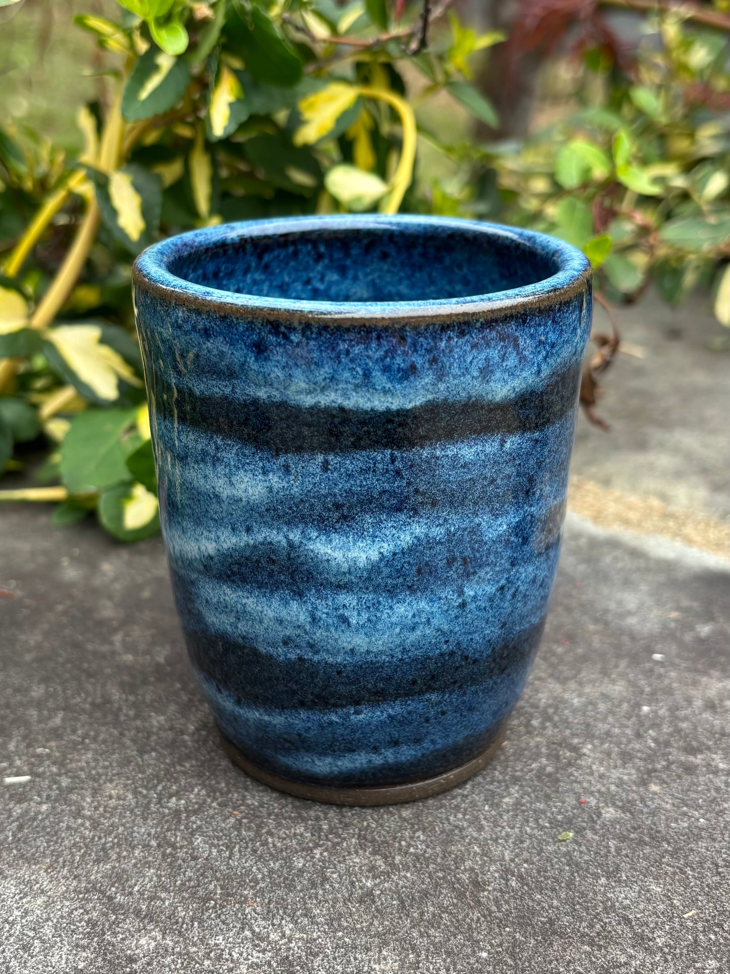 Handleless Striped Blue Cup 10oz