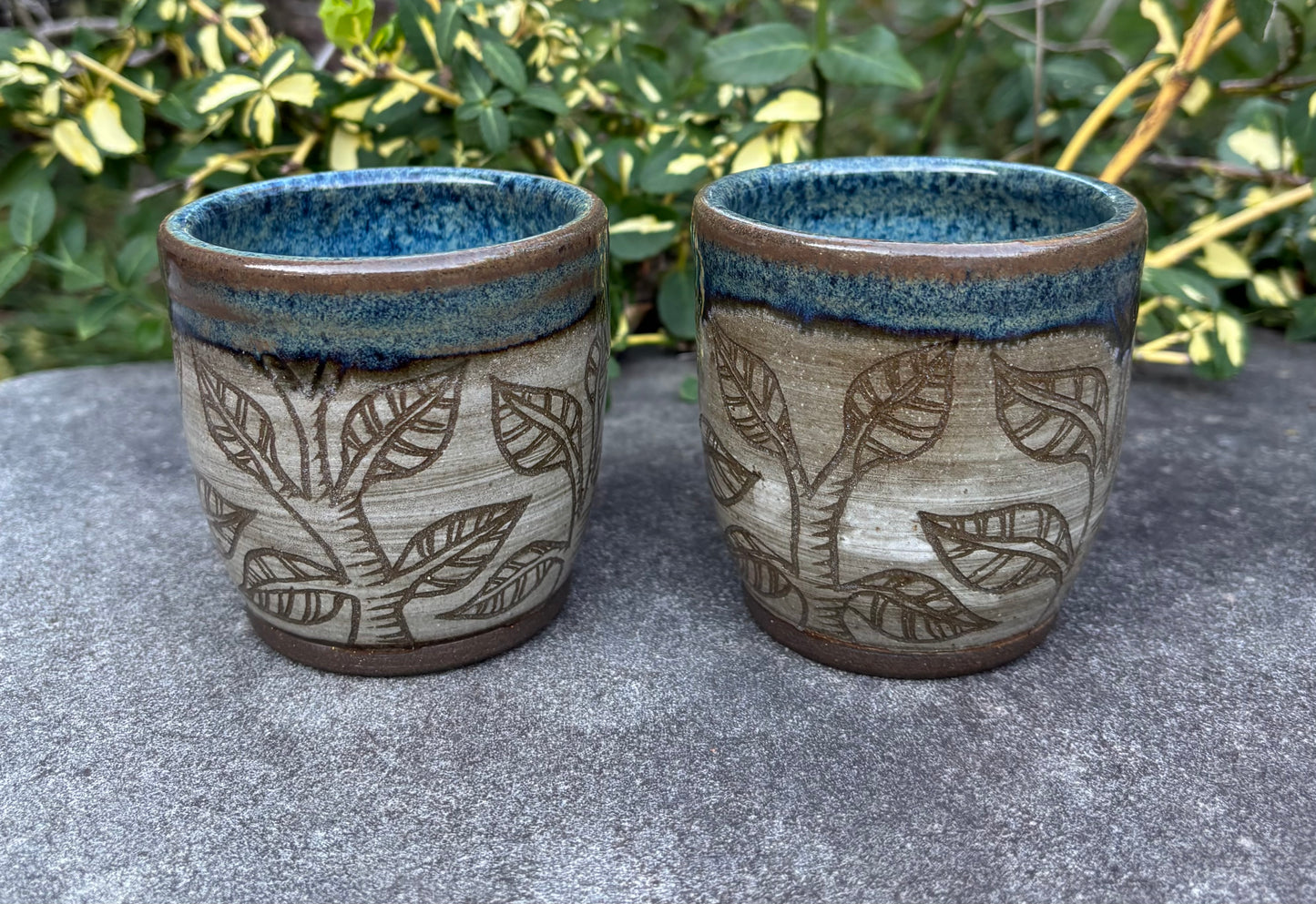 Blue Handleless Carved Tree Cup 8oz