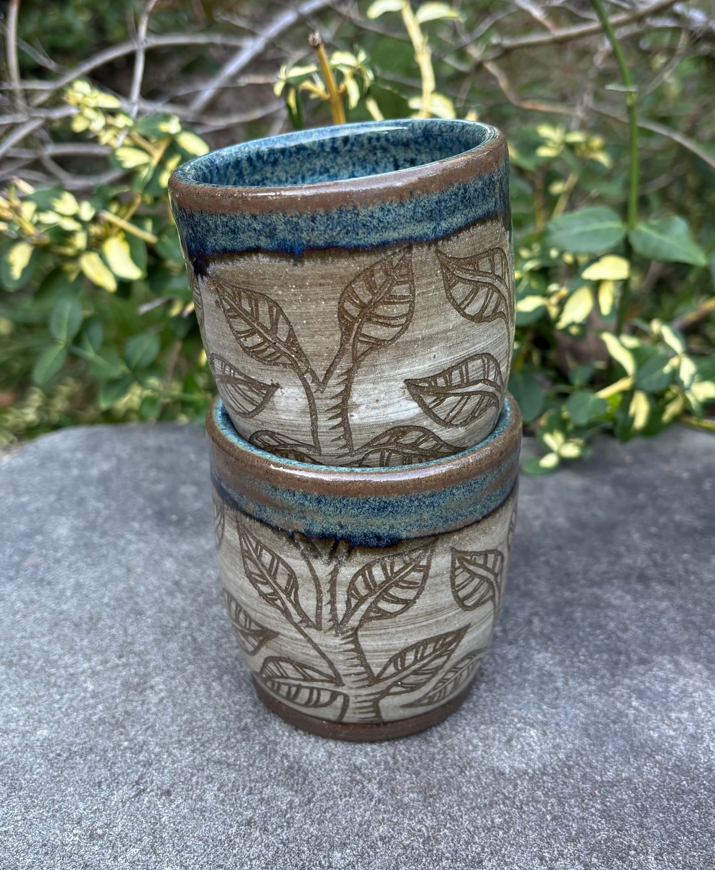Blue Handleless Carved Tree Cup 8oz