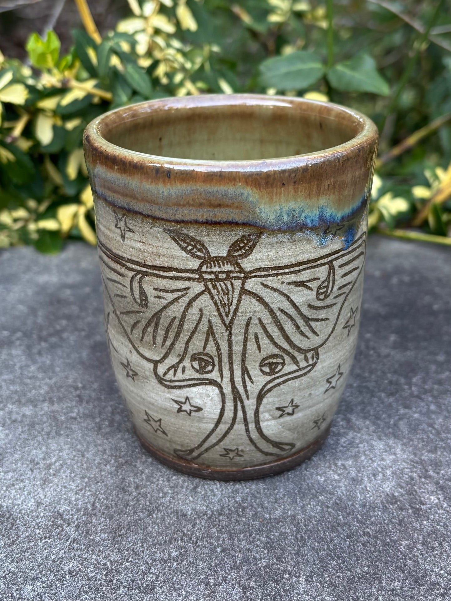 Green Handleless Carved Moth Cup 11 oz