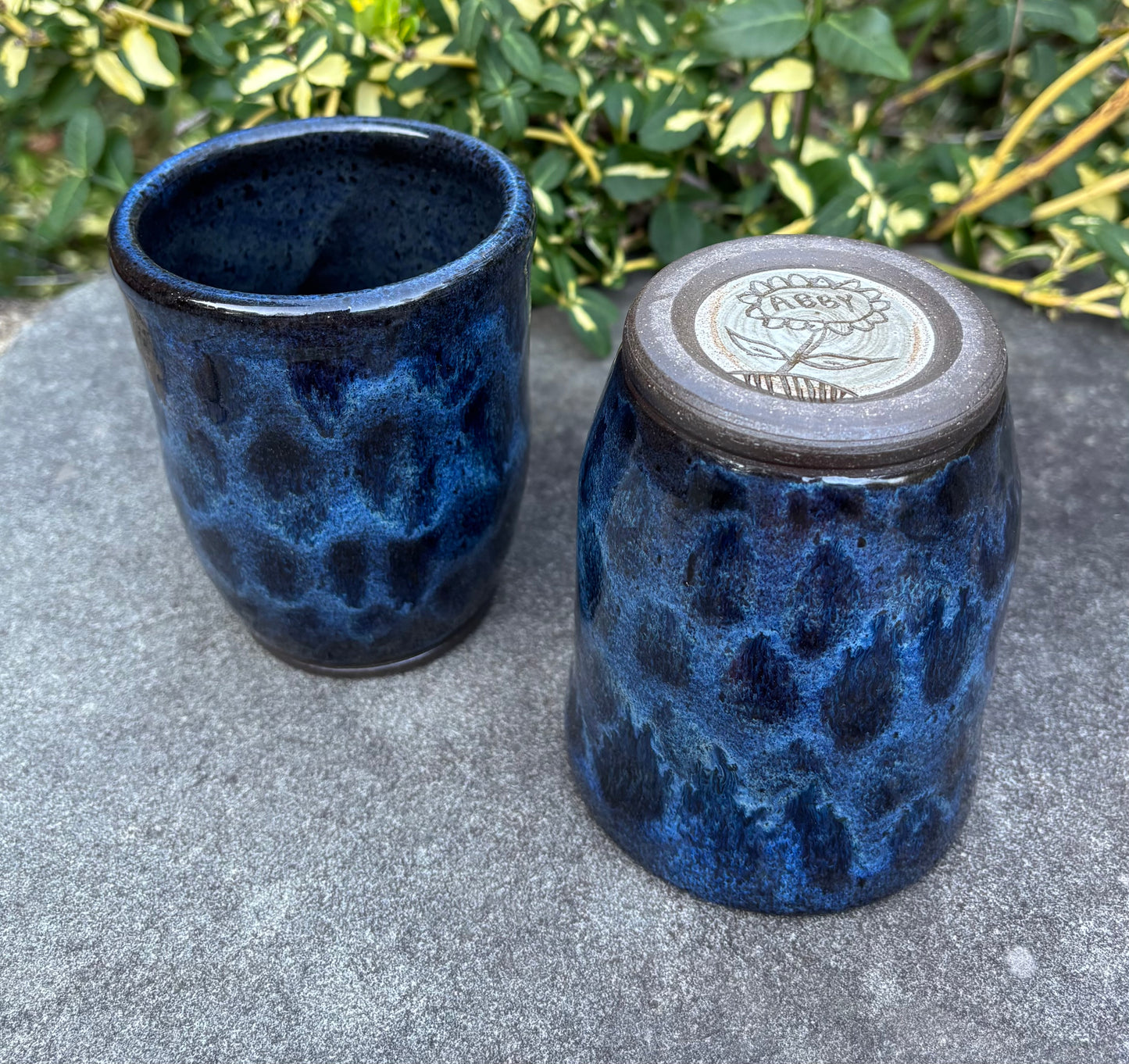 Handleless Dark Blue Cup 12oz