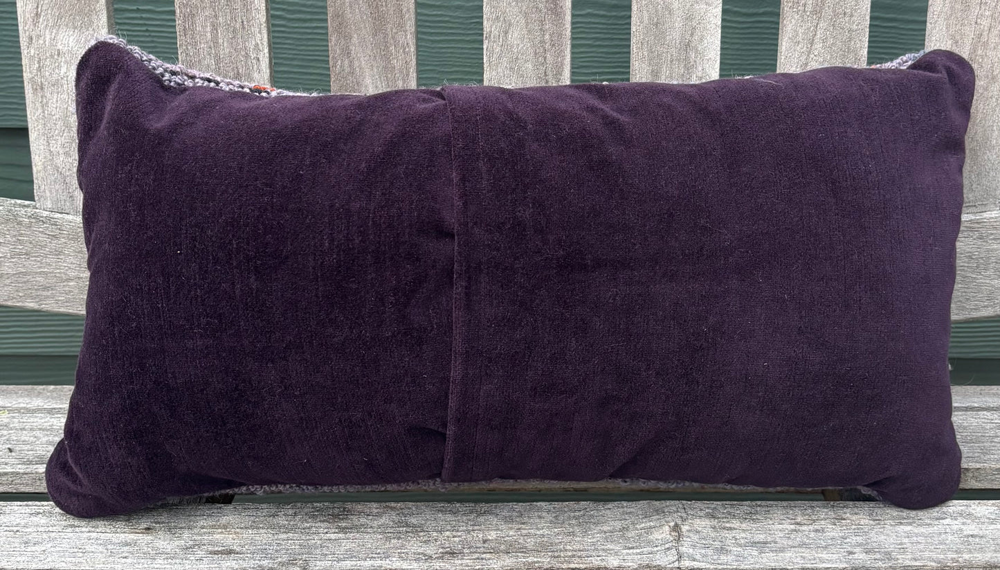 Tufted Slug and Snail Love Pillow