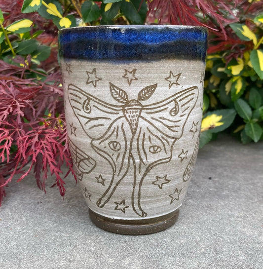 Handleless Carved Moth Cup 15oz
