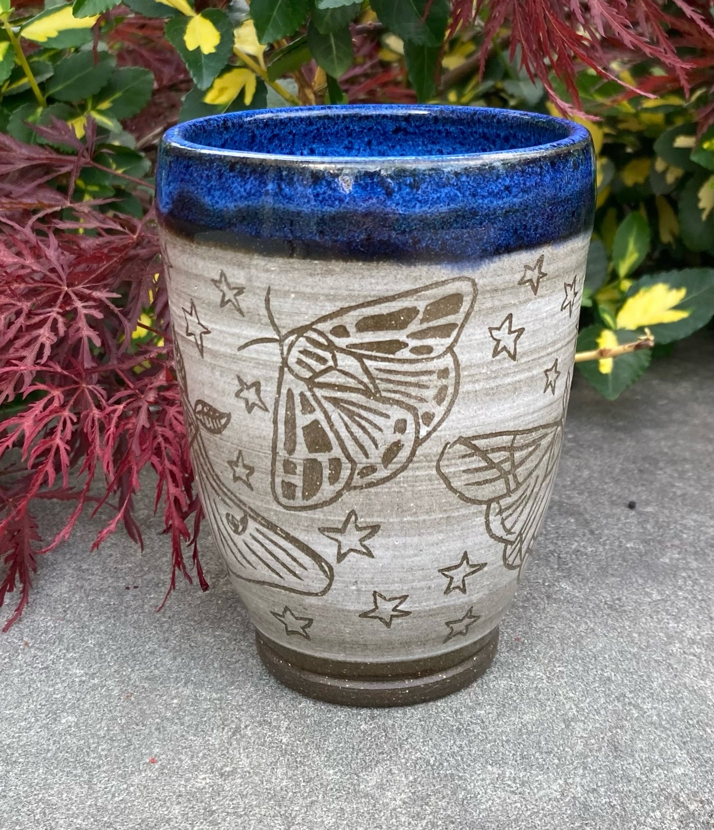 Handleless Carved Moth Cup 15oz