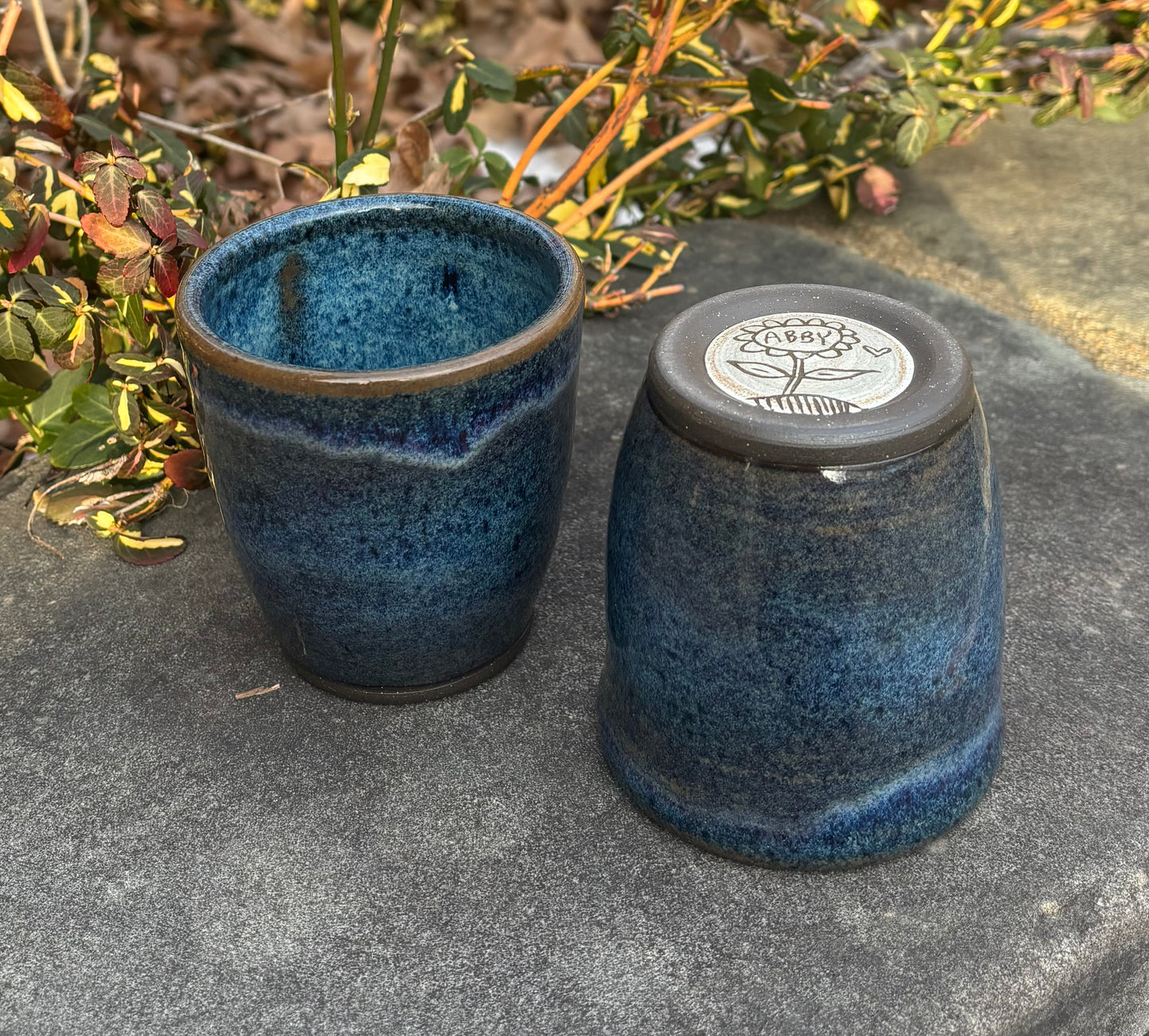 Handleless Blue and Purple Cup 11oz