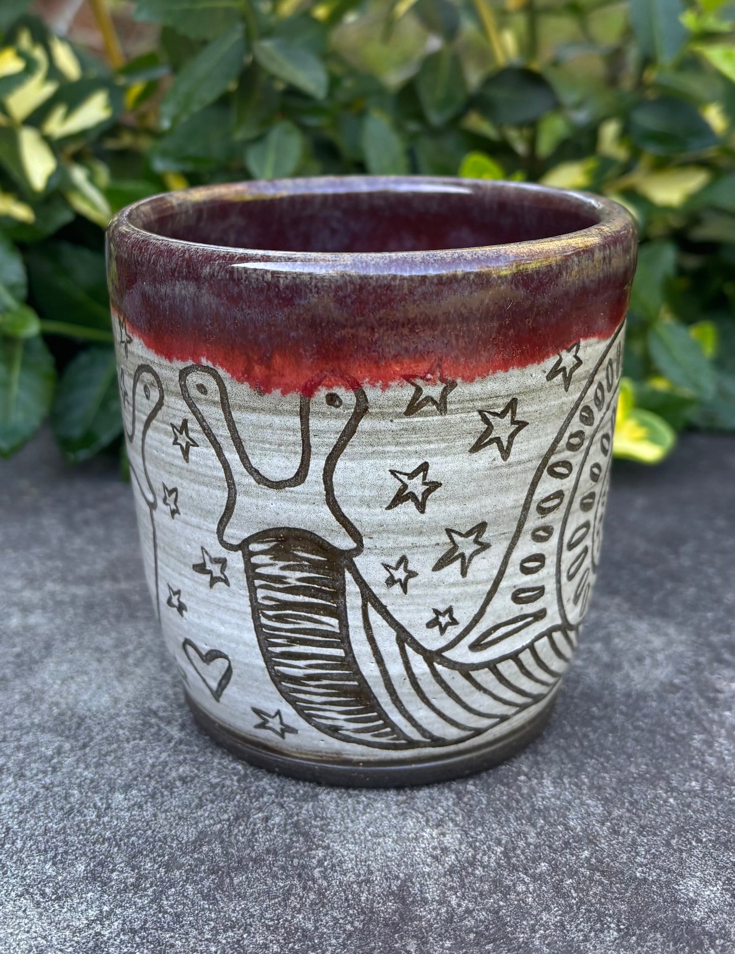 Red Carved Handleless Snail Love Mug 11oz