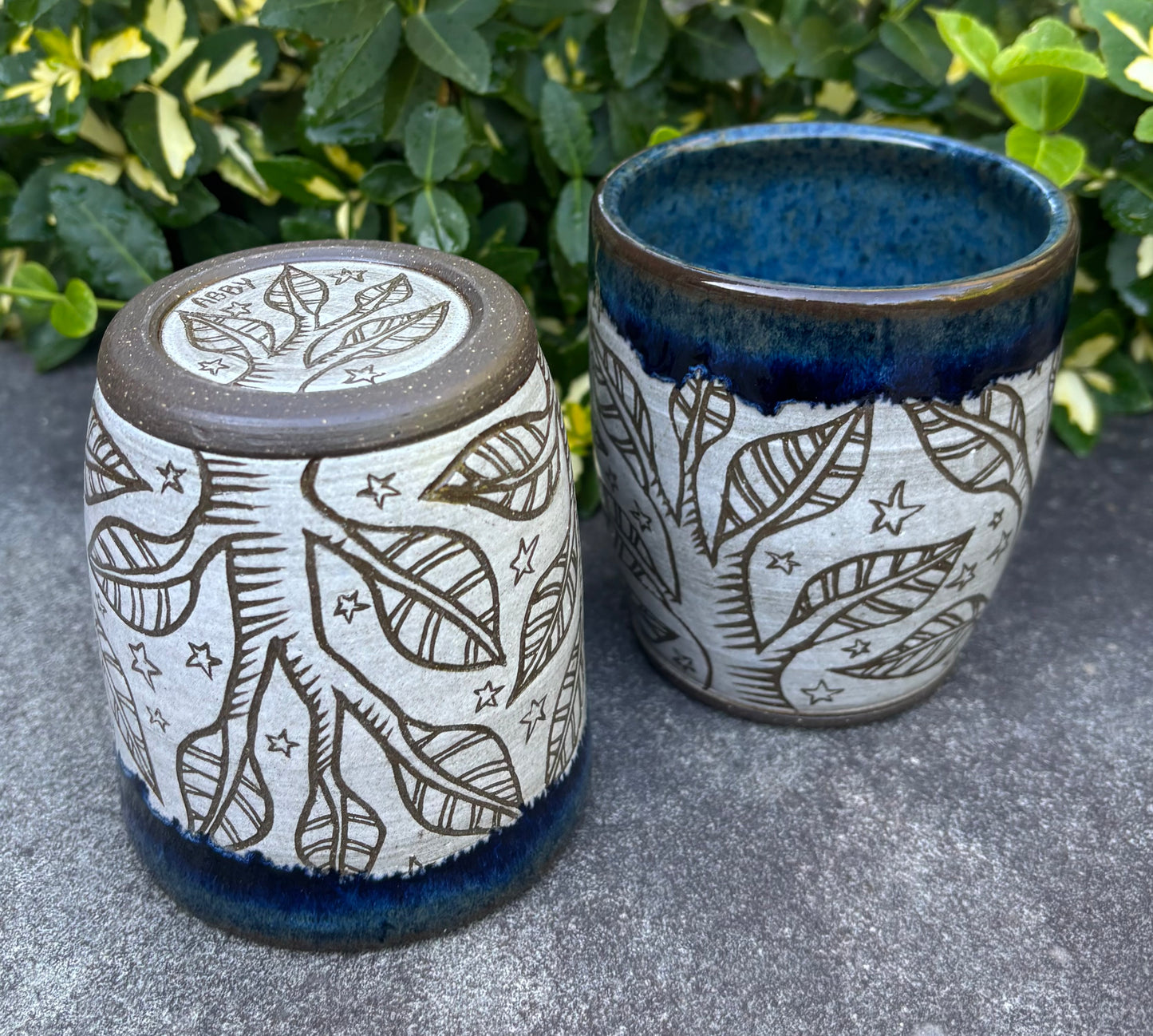 Carved Dark Blue Handleless Tree Mug 12oz
