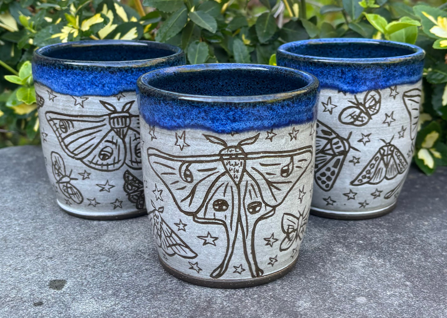 Carved Blue Handleless Moth Mug 12oz