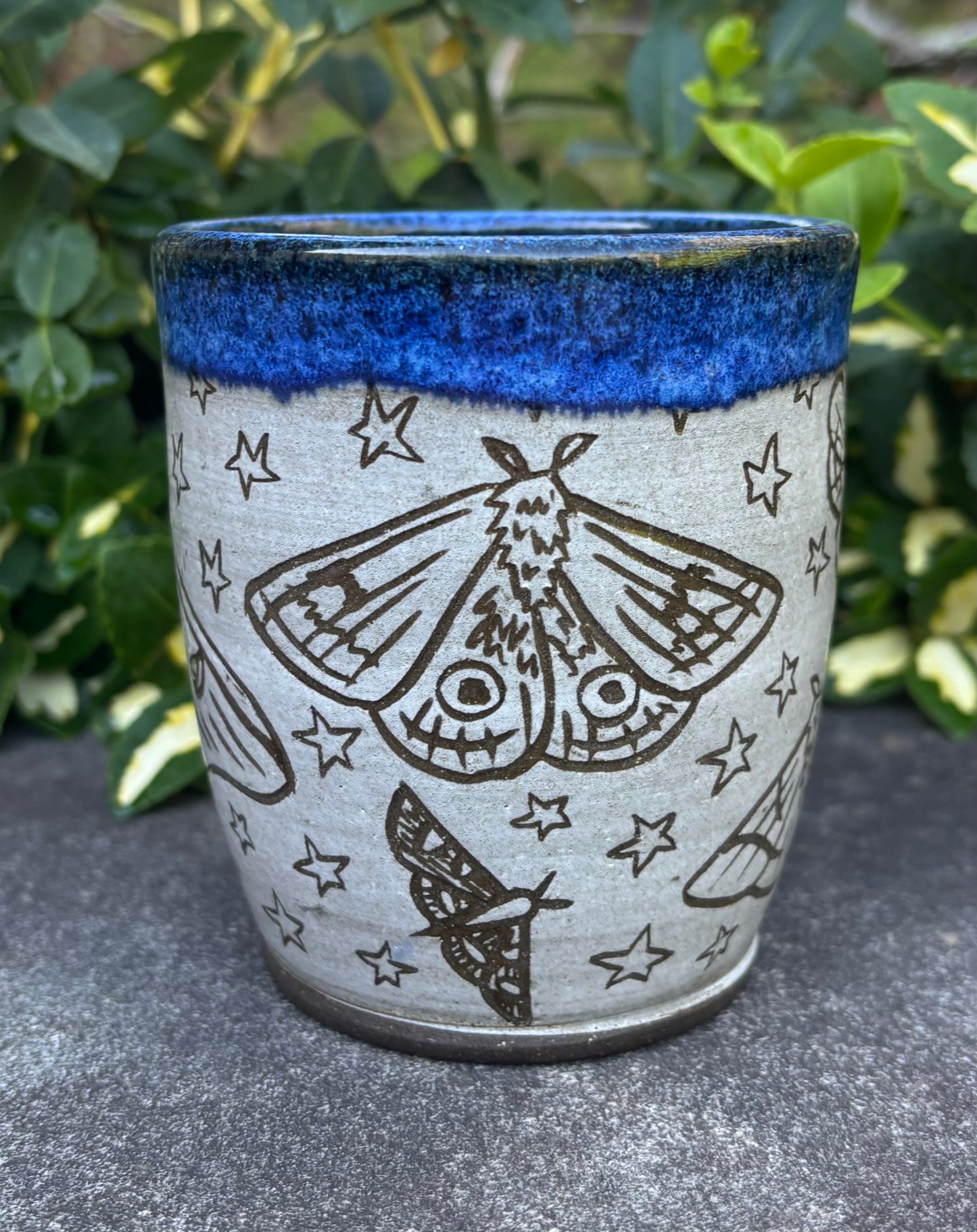 Carved Blue Handleless Moth Mug 12oz